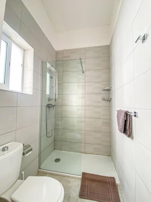 Moonstone Manor 3- Sliema Strand, Gzira Apartment Exterior photo